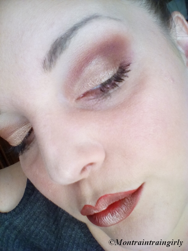 make-up ABH gold and red